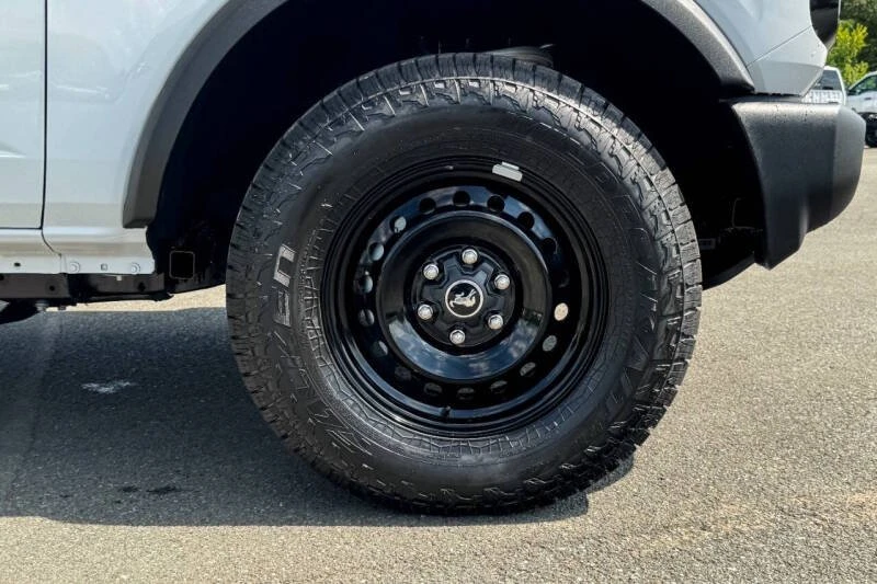 2026 Ford Bronco 6th Gen - Image 10 of 20