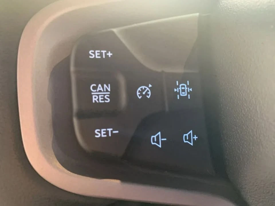 2026 Ford Bronco 6th Gen - Image 17 of 20