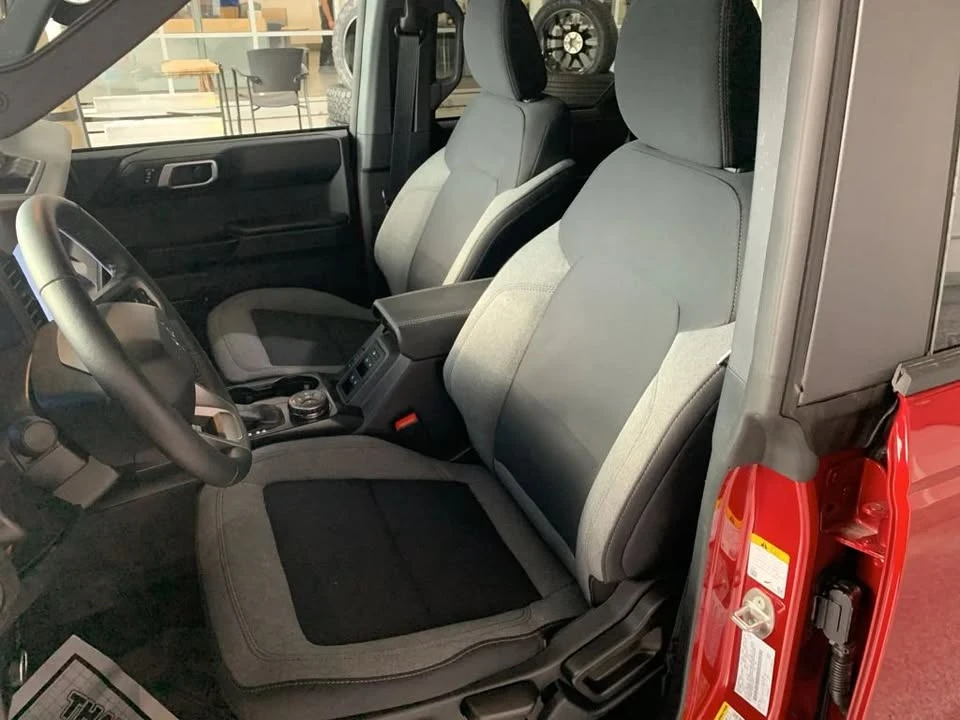 2026 Ford Bronco 6th Gen - Image 11 of 20