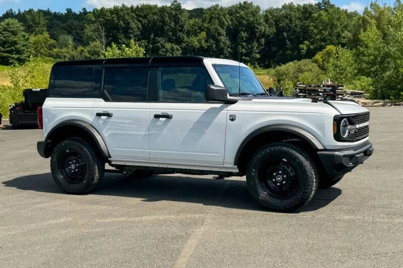 2026 Ford Bronco 6th Gen - Image 2 of 20