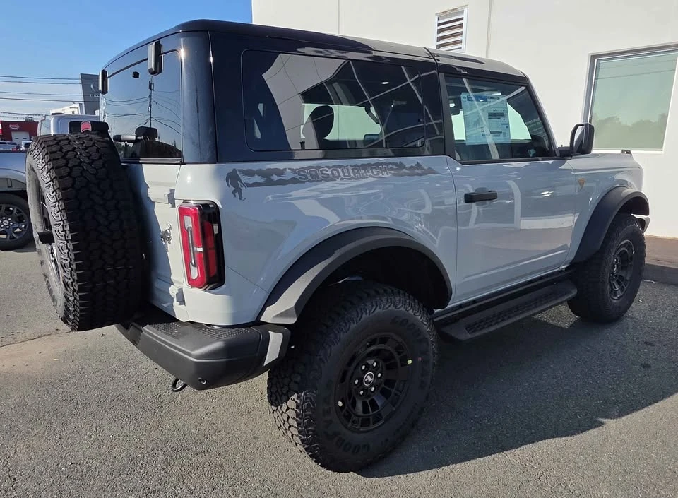2026 Ford Bronco 6th Gen - Image 7 of 12