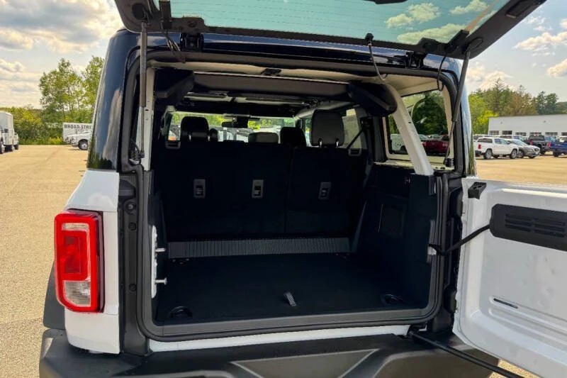 2026 Ford Bronco 6th Gen - Image 18 of 20