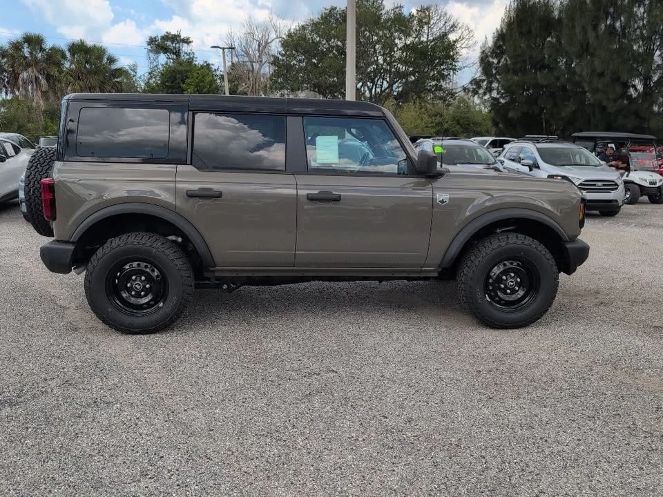 2026 Ford Bronco 6th Gen - Image 2 of 20