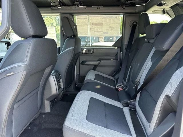 2026 Ford Bronco 6th Gen - Image 10 of 20