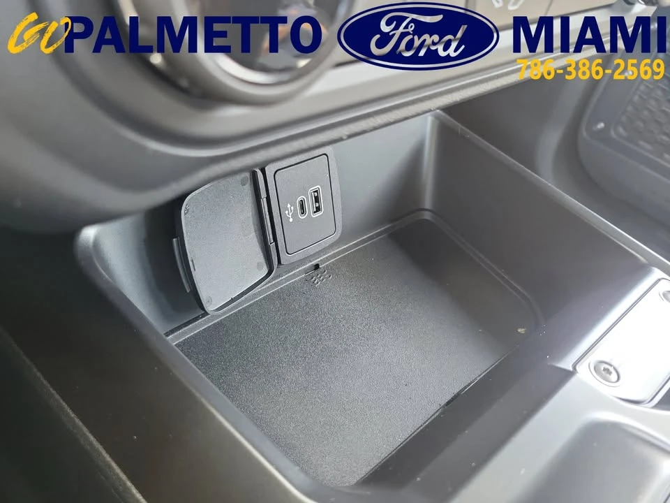 2026 Ford Bronco 6th Gen - Image 16 of 18