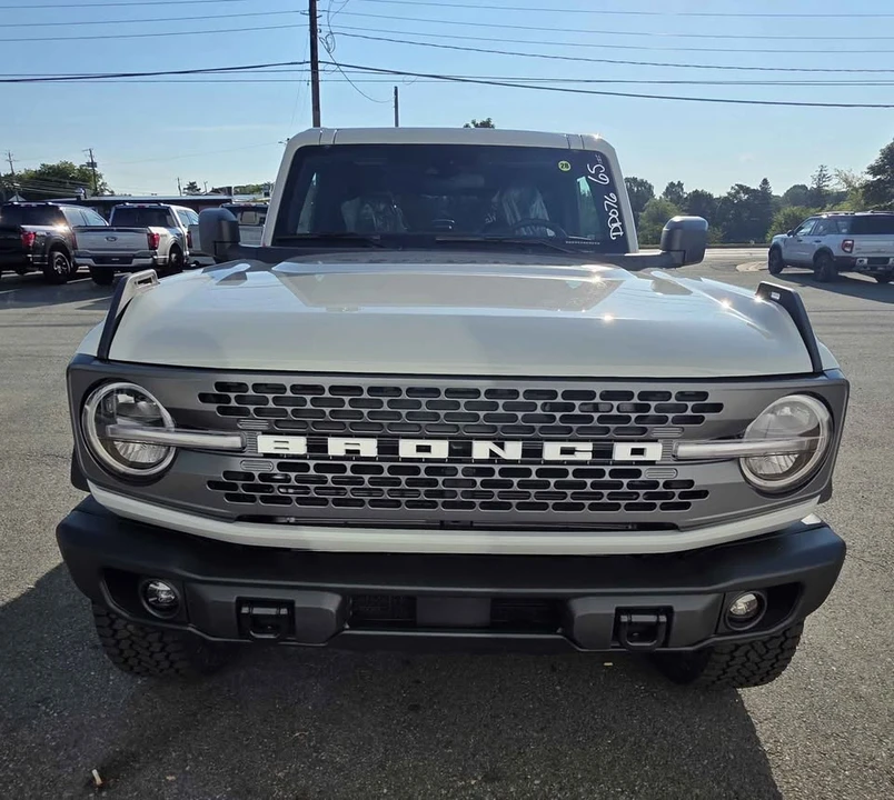 2026 Ford Bronco 6th Gen - Image 2 of 12