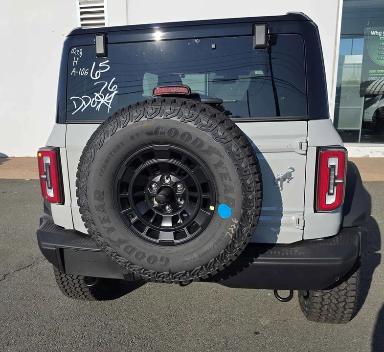 2026 Ford Bronco 6th Gen - Image 6 of 12