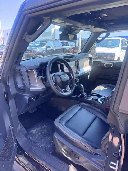 2026 Ford Bronco 6th Gen - Image 9 of 16
