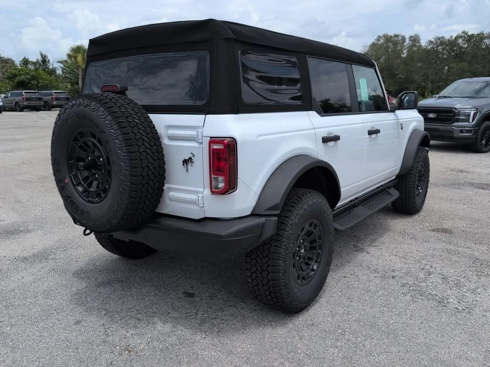 2026 Ford Bronco 6th Gen - Image 3 of 20