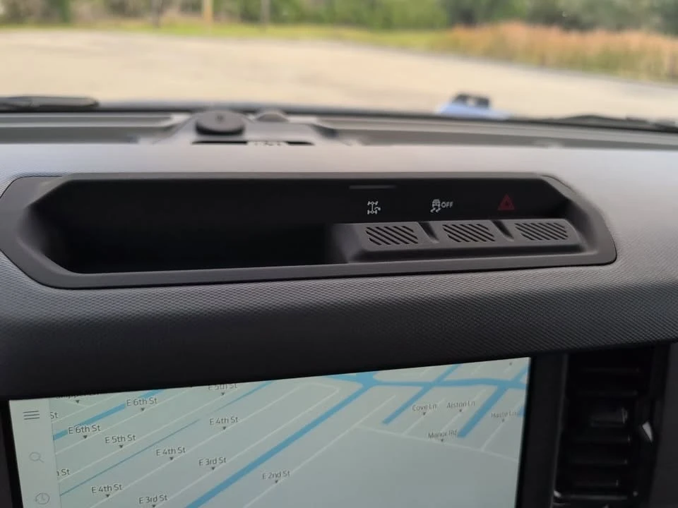 2026 Ford Bronco 6th Gen - Image 16 of 20