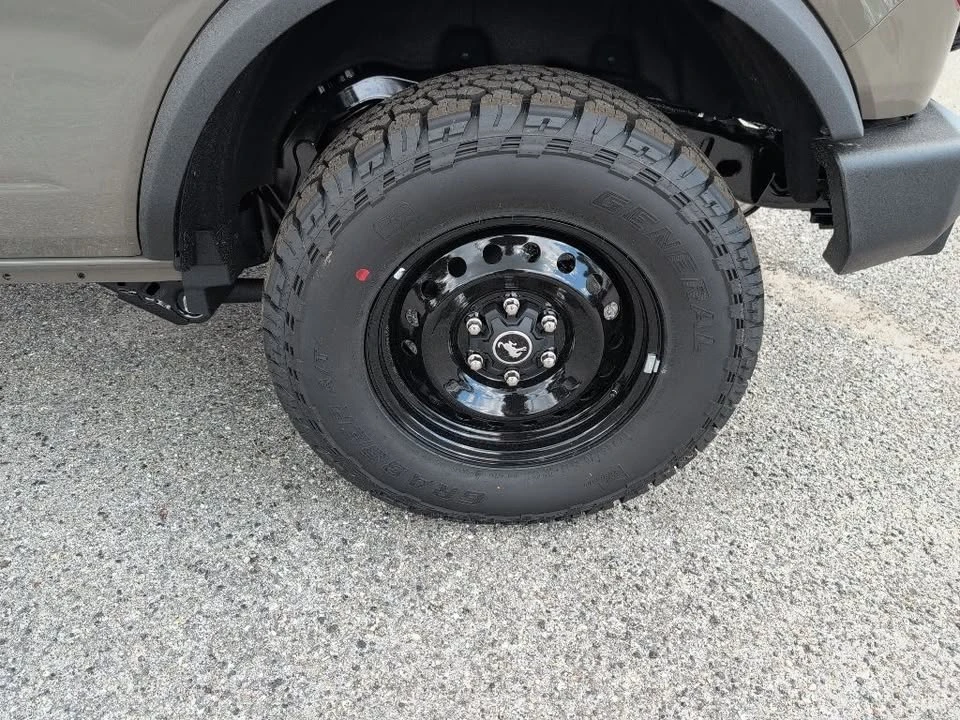 2026 Ford Bronco 6th Gen - Image 13 of 20