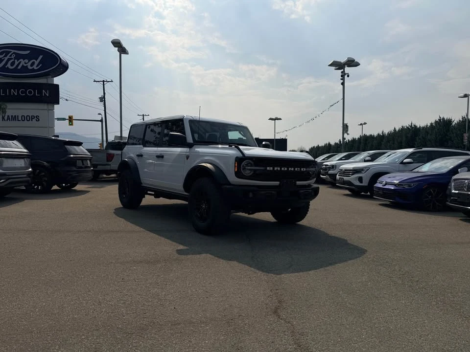 2026 Ford Bronco 6th Gen - Image 2 of 7