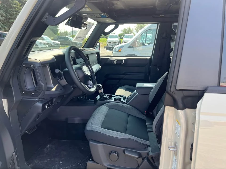 2026 Ford Bronco 6th Gen - Image 6 of 11