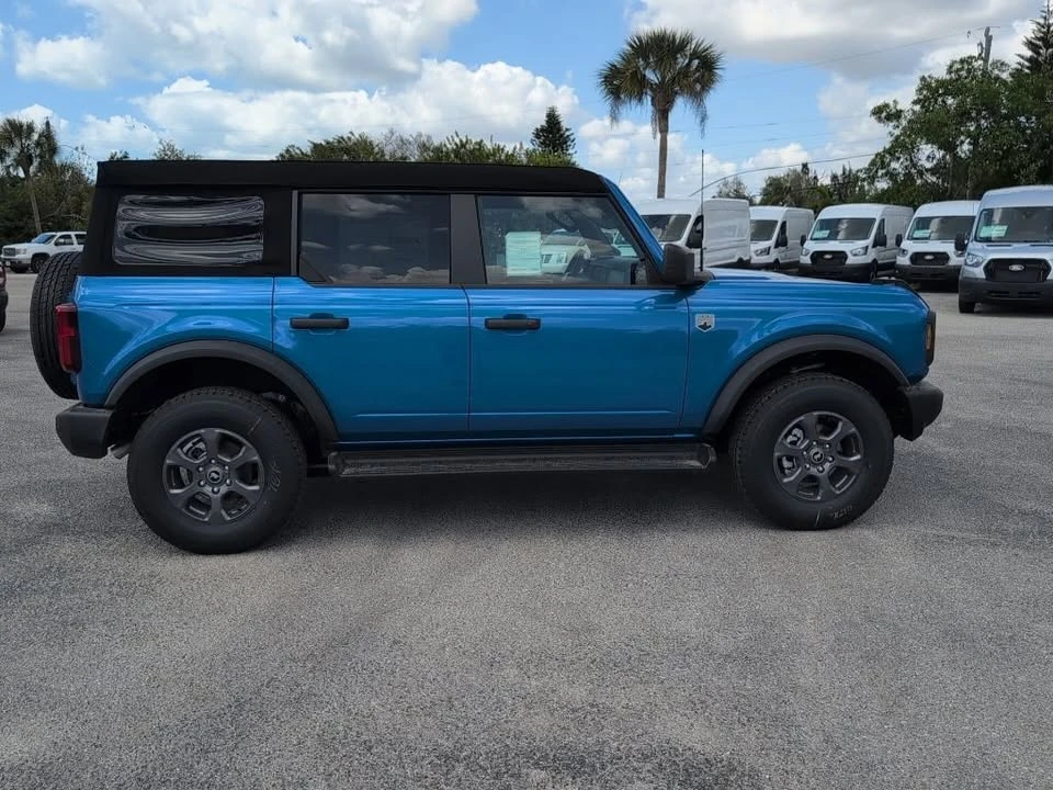 2026 Ford Bronco 6th Gen - Image 2 of 20