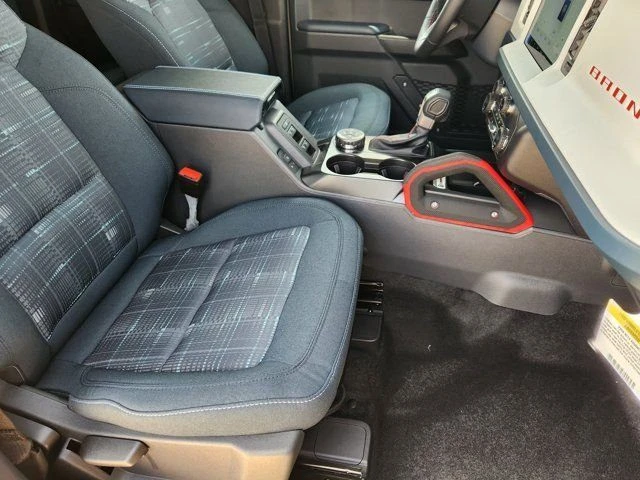 2026 Ford Bronco 6th Gen - Image 10 of 20