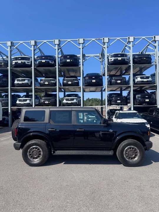 2026 Ford Bronco 6th Gen - Image 3 of 16