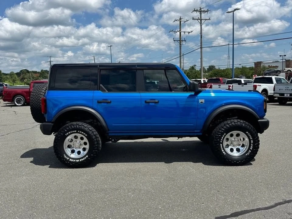 2026 Ford Bronco 6th Gen - Image 14 of 20