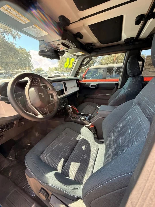 2026 Ford Bronco 6th Gen - Image 8 of 15