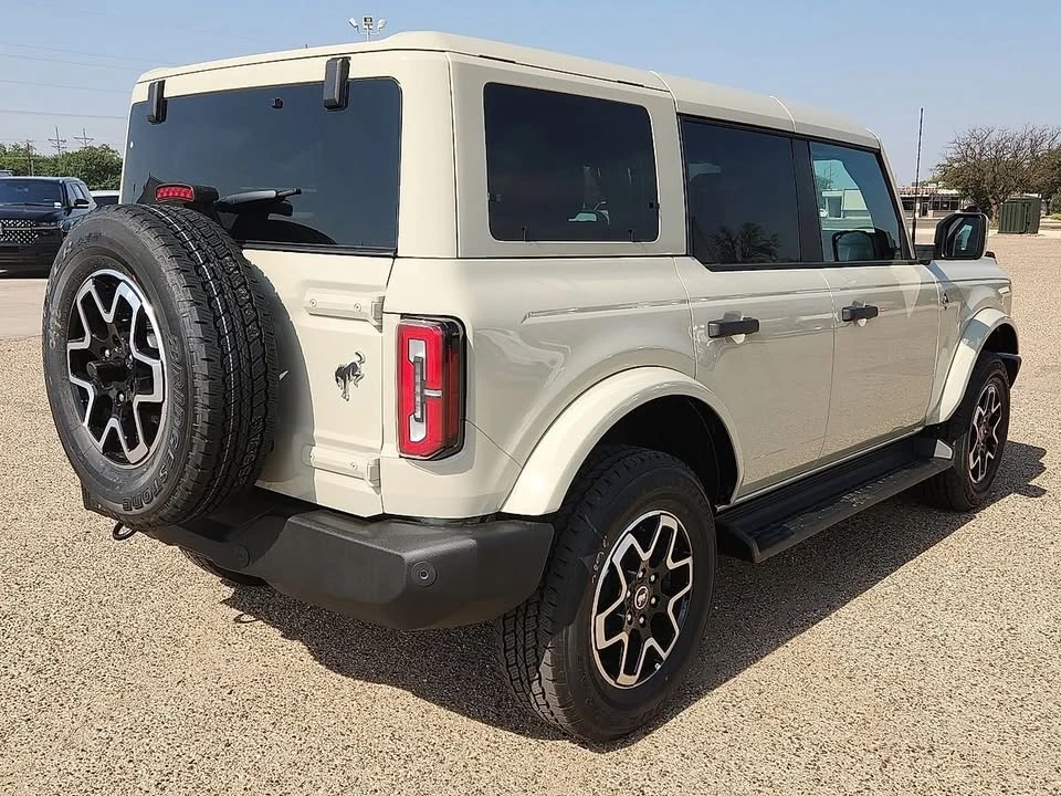 2026 Ford Bronco 6th Gen - Image 3 of 19