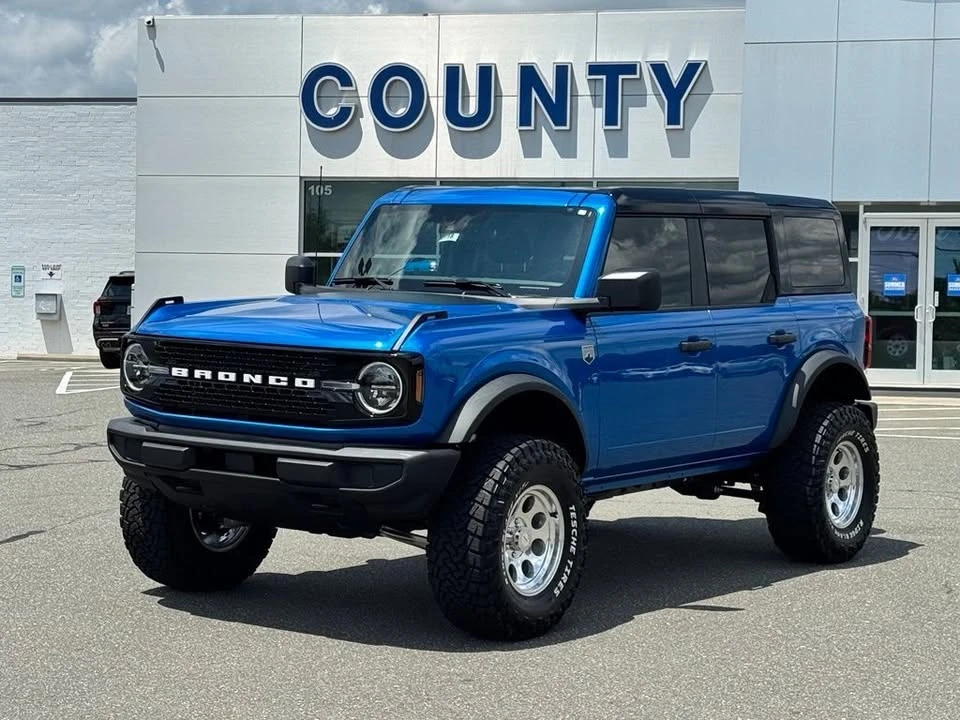 2026 Ford Bronco 6th Gen - Image 2 of 20