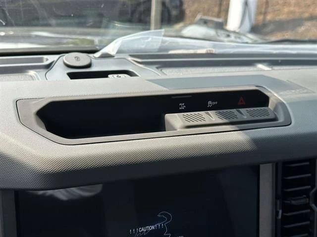2026 Ford Bronco 6th Gen - Image 16 of 20