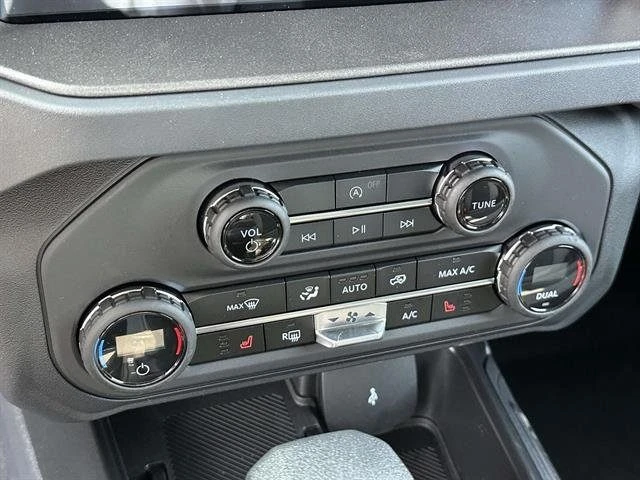 2026 Ford Bronco 6th Gen - Image 18 of 20