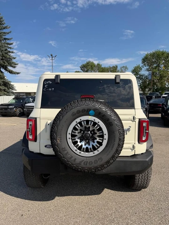 2026 Ford Bronco 6th Gen - Image 3 of 16