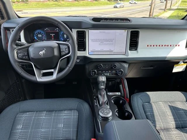 2026 Ford Bronco 6th Gen - Image 11 of 20