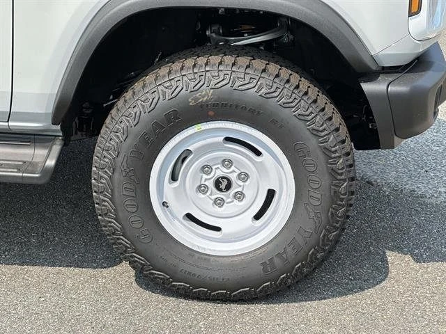 2026 Ford Bronco 6th Gen - Image 6 of 20