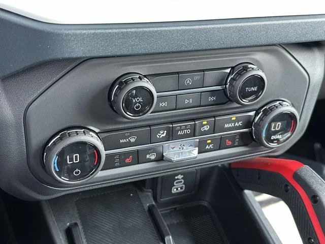 2026 Ford Bronco 6th Gen - Image 19 of 20