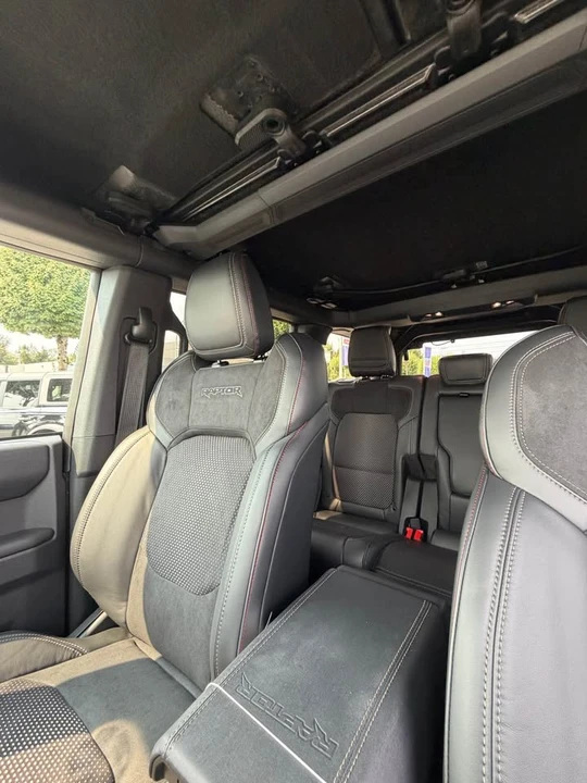 2026 Ford Bronco 6th Gen - Image 16 of 18