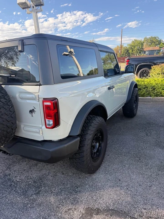2026 Ford Bronco 6th Gen - Image 3 of 4