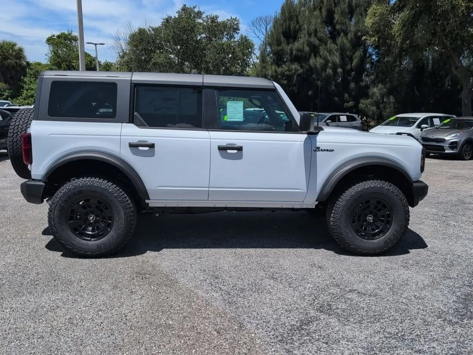 2026 Ford Bronco 6th Gen - Image 2 of 20