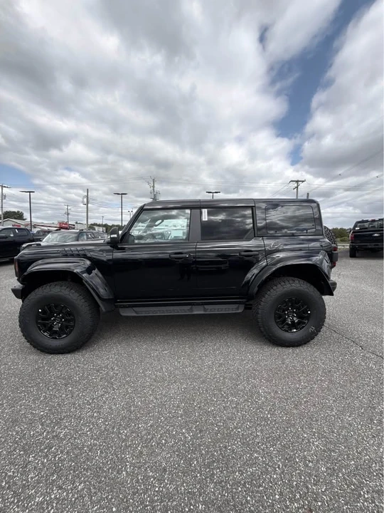 2026 Ford Bronco 6th Gen - Image 4 of 16
