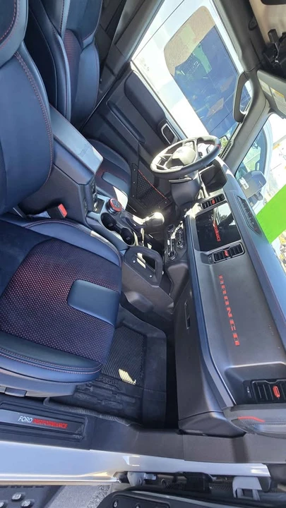 2026 Ford Bronco 6th Gen - Image 10 of 16