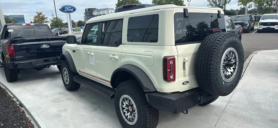 2026 Ford Bronco 6th Gen - Image 5 of 6