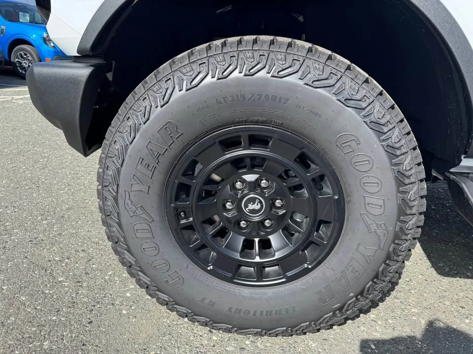 2026 Ford Bronco 6th Gen - Image 17 of 17