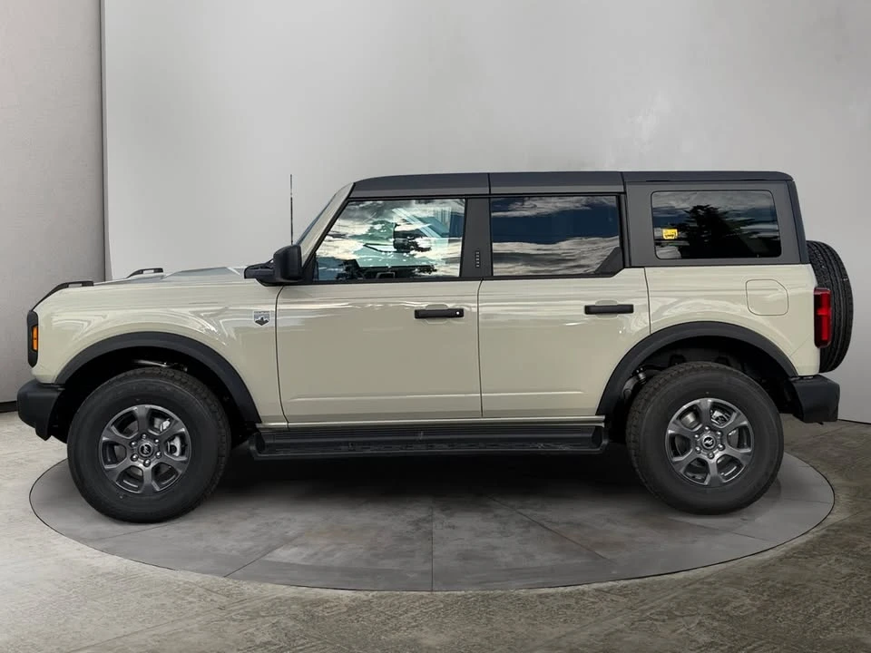 2026 Ford Bronco 6th Gen - Image 5 of 10