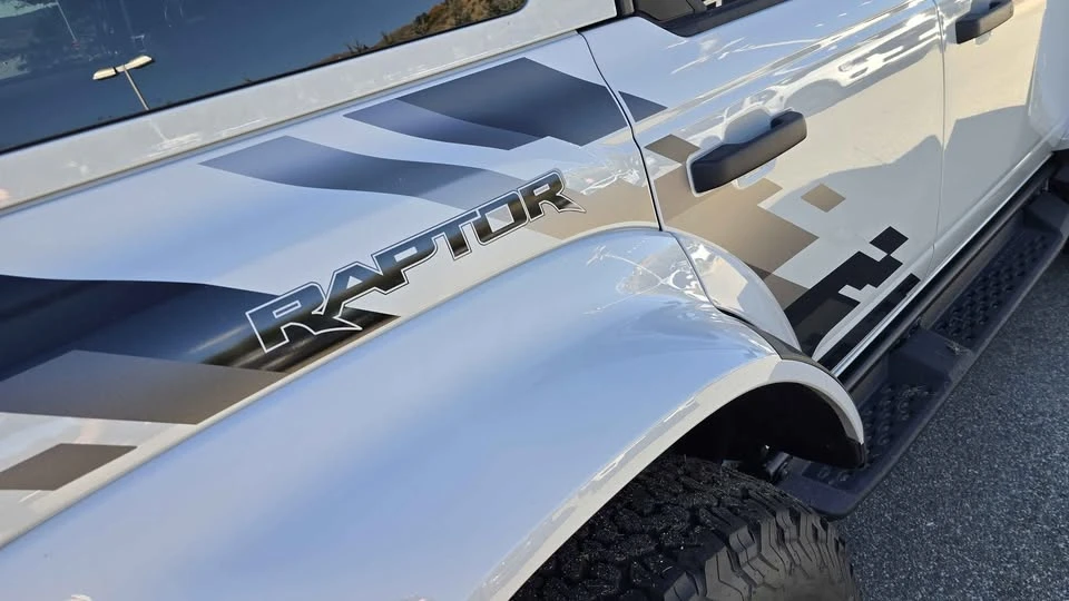 2026 Ford Bronco 6th Gen - Image 16 of 16
