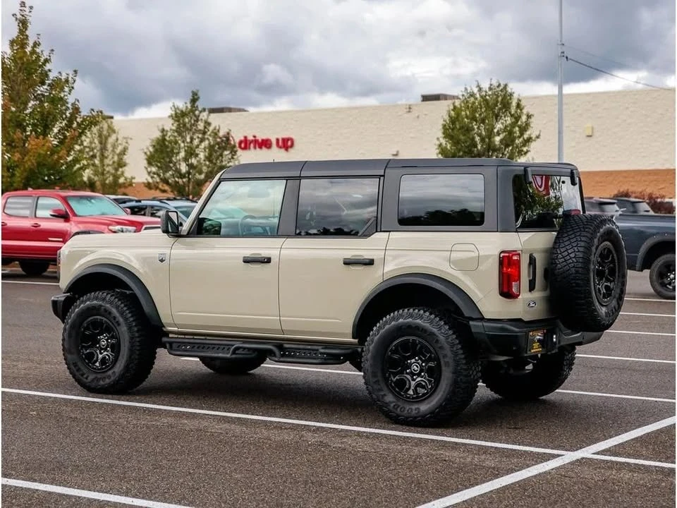 2026 Ford Bronco 6th Gen - Image 4 of 20