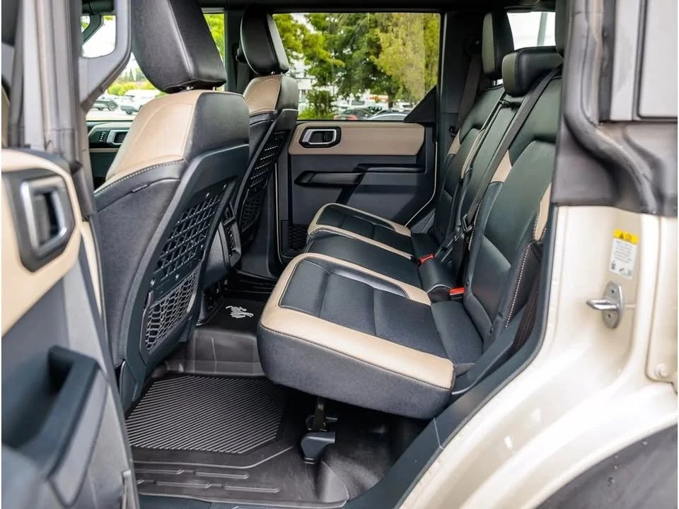 2026 Ford Bronco 6th Gen - Image 16 of 20