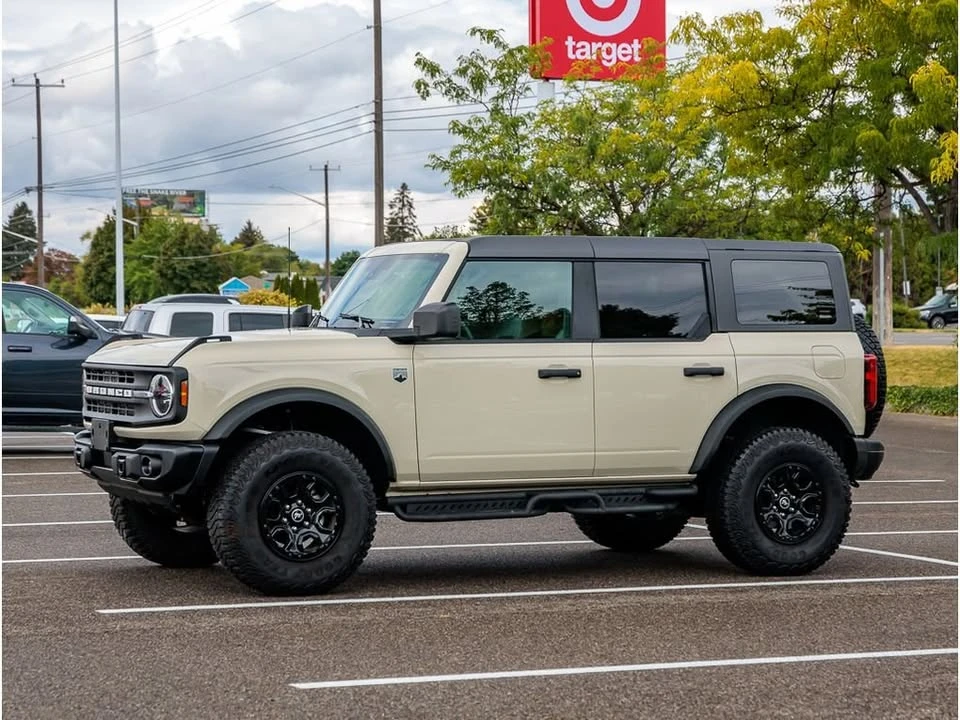 2026 Ford Bronco 6th Gen - Image 2 of 20