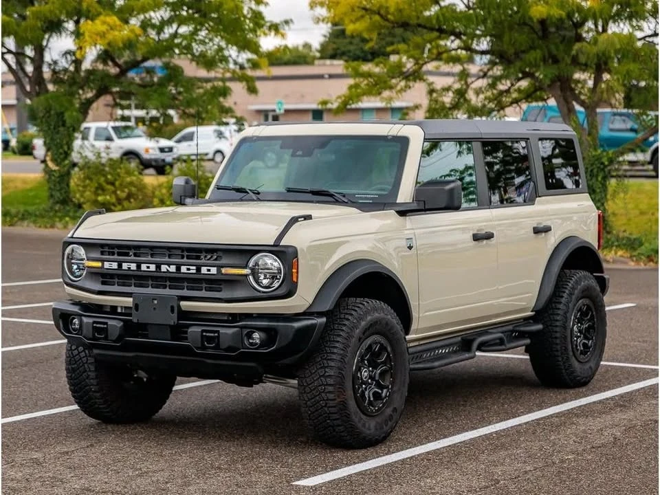 2026 Ford Bronco 6th Gen - Image 10 of 20