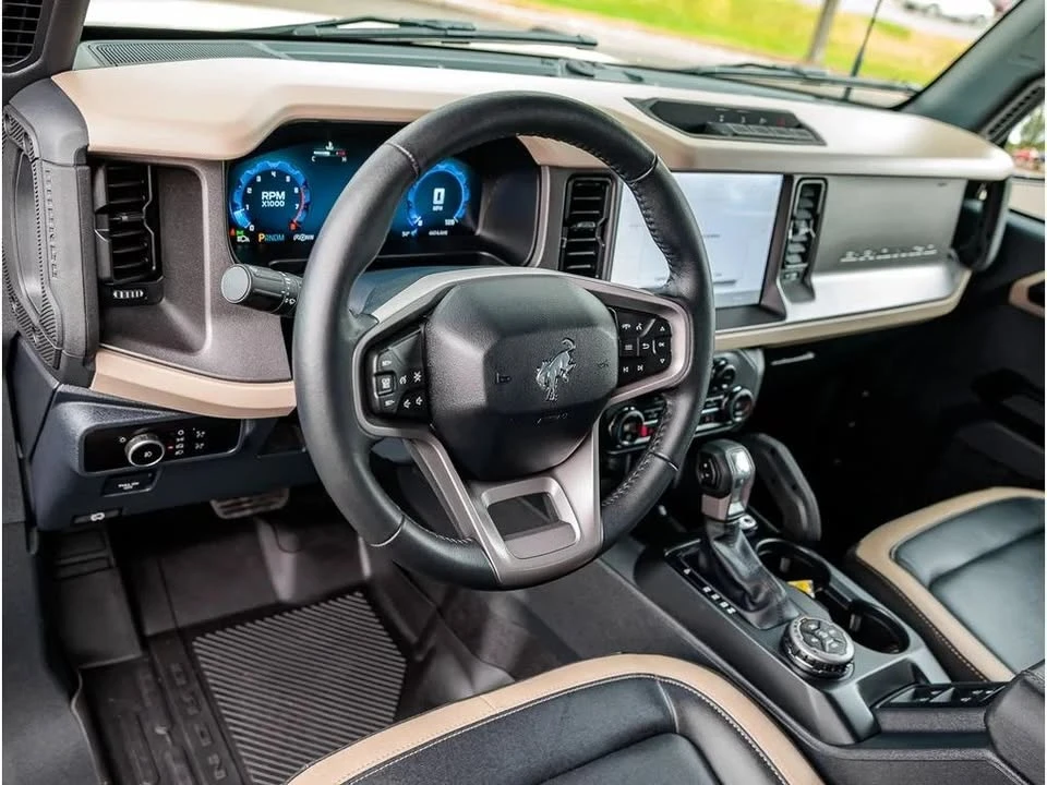 2026 Ford Bronco 6th Gen - Image 14 of 20