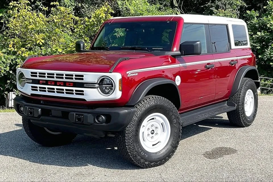 2026 Ford Bronco 6th Gen - Image 3 of 17