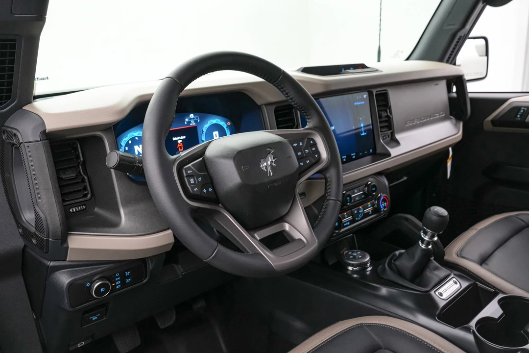 2026 Ford Bronco 6th Gen - Image 18 of 31