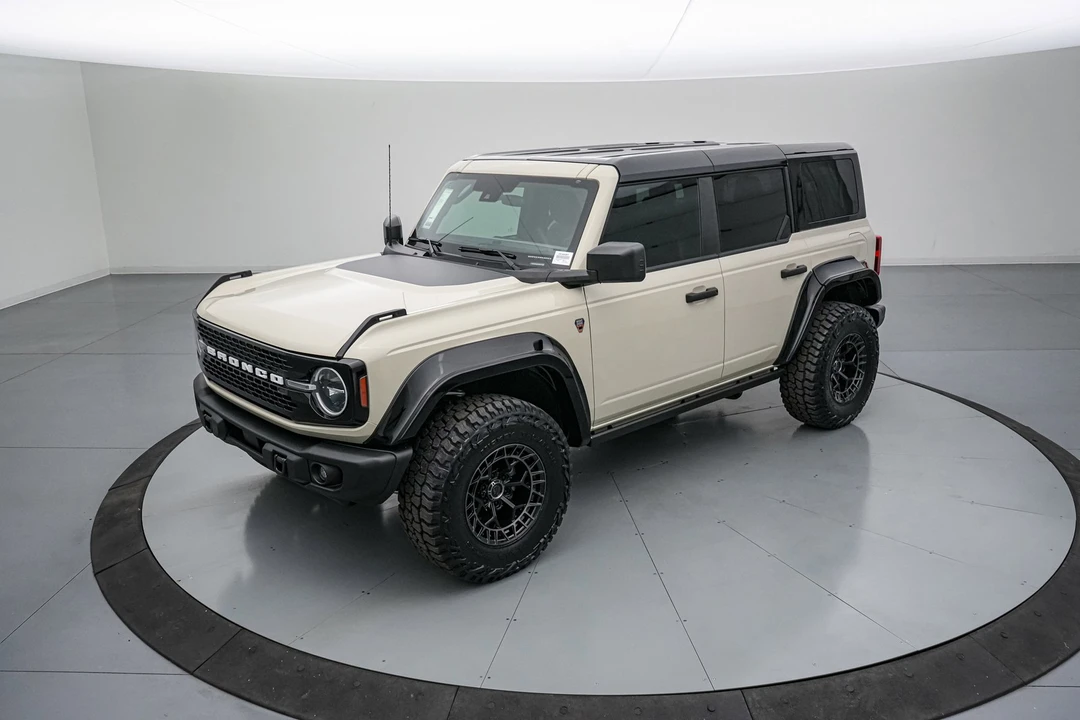 2026 Ford Bronco 6th Gen - Image 10 of 31