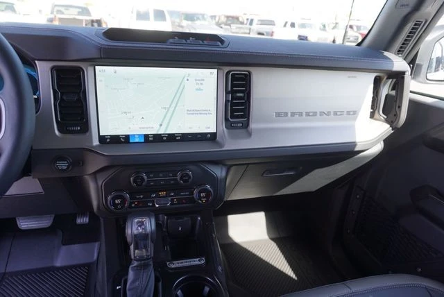 2026 Ford Bronco 6th Gen - Image 30 of 31