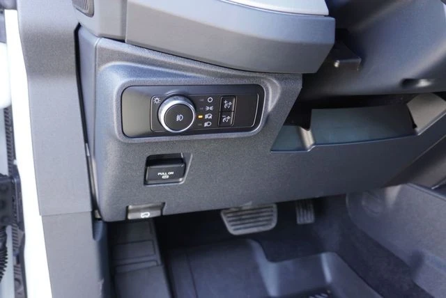 2026 Ford Bronco 6th Gen - Image 27 of 31