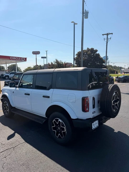 2026 Ford Bronco 6th Gen - Image 3 of 8